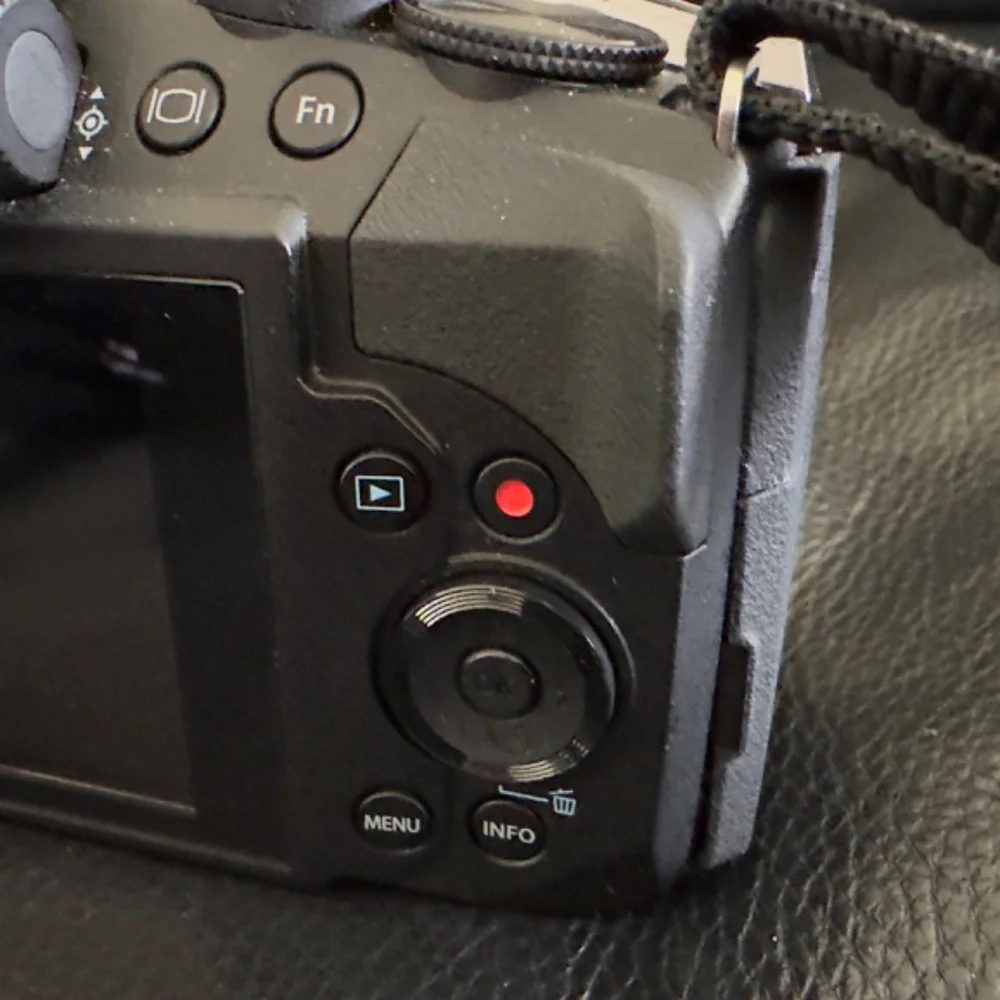 Olympus sp 100ee